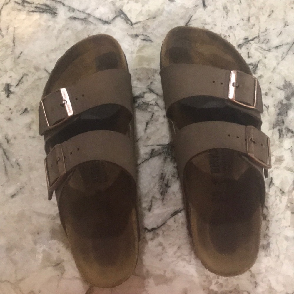 Arizon/Mocha Colored Birkenstock’s